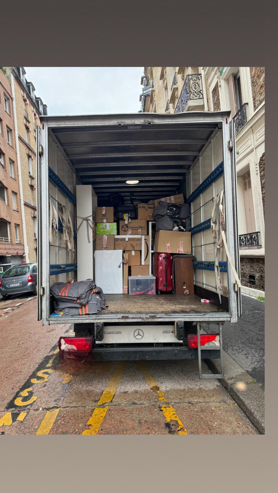 Camion déménagement TPLM Paris